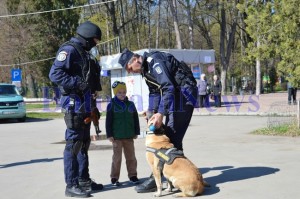 mascati jandarmi cu copii3