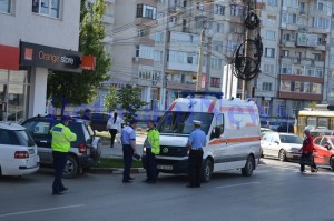 ambulanta politisti accident bazar1