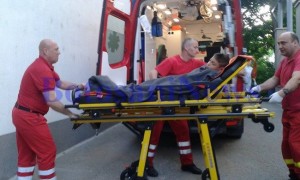 copil ambulanta targa intepat de albina2