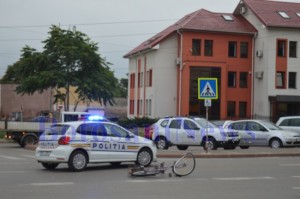 masina politie accident bicicleta botosani