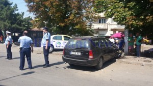 accident taxi furat trusesti0