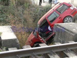 accident-masina-tren