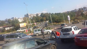 accident-giratoriu-premier-botosani