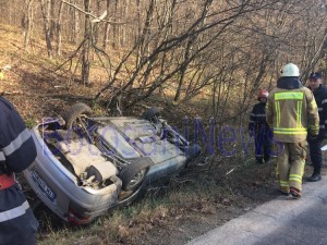 accident-padure-zaicesti-masina-rasturnata-cupola-2