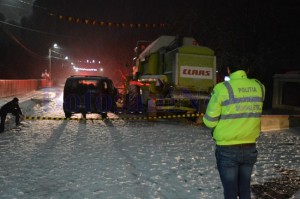 accident-combina-curtesti3