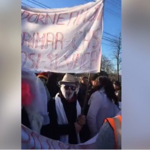 protest-la-corni-impotriva-primarului-botosani