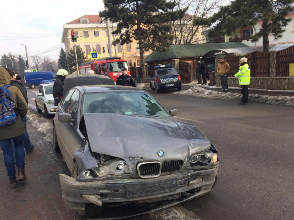 accident intersectie- botosani