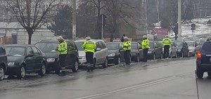 politisti dand amenzi la Botosani