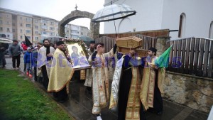 procesiune icoana mc biserica izvorul tamaduirii 5