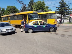 accident taxi -tramvai botosani