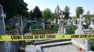 deshumare cimitir pacea politie iulian calinescu 3