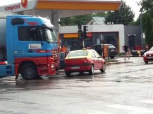 accident tir- taxi botosani