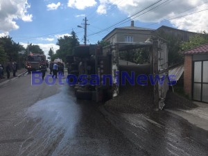 camion cu floarea soarelui rasturnat la dorohoi botosani