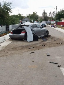 bmw accident gard stroiesti 3