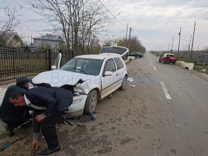 accident taxi curtesti baiceni 1jpg