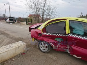 accident taxi curtesti baiceni 3 jpg