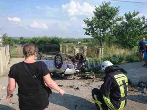 accident, baisa, masina rasturnata, stiri, botosani