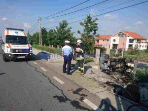 accident manasirea doamnei ambulanta masina rasturnata