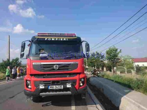 accident, baisa, masina rasturnata, stiri, botosani