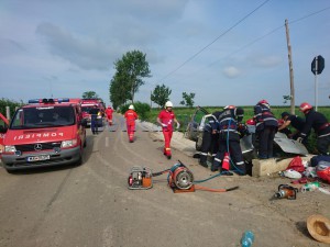 stiri, botosani, stiri din botosani, accident, masina in sant (1)