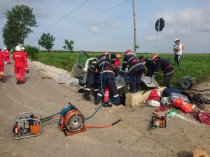 stiri, botosani, stiri din botosani, accident, masina in sant (6)