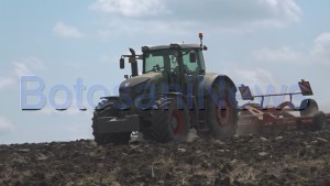 stiri, botosani, stiri din botosani, tractor, camp (6)