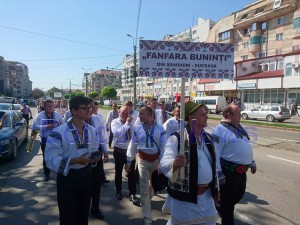 festuvalul fanfarelor si portului popular, stiri, botosani 1