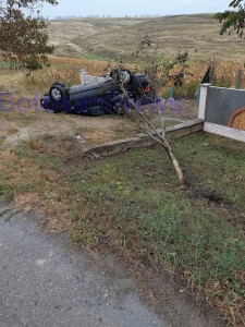 accident stauceni masina rasturnata cupola