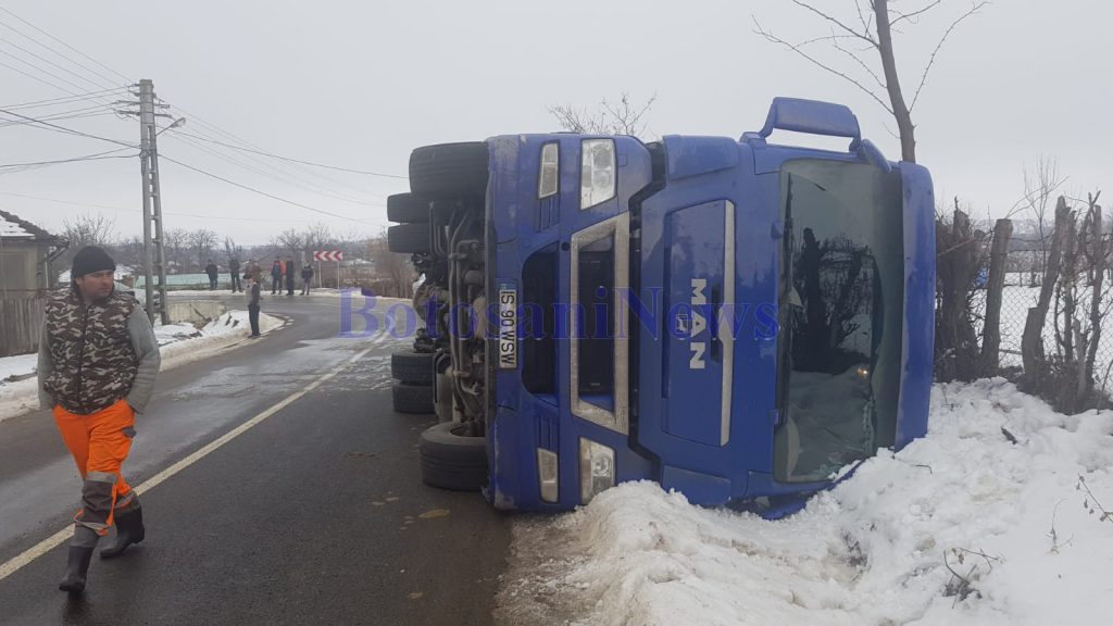 camion rasturnat la Liveni - Botosani