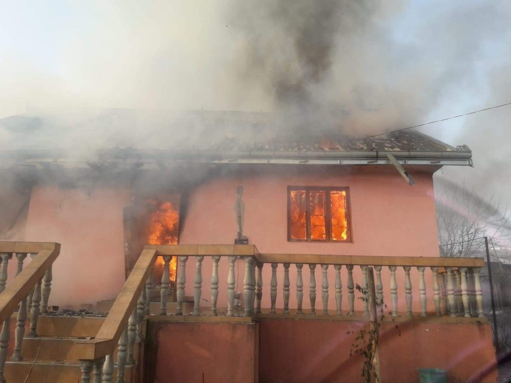 incendiu casa, stiri, botosani , stauceni