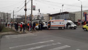 accident ambulanta produs de o masina de Botosani la Iasi