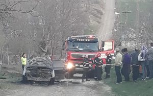 incendiu autoturism, stiri, botosani, rosiori