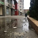 Caderi tencuiala de pe bloc la Botosani (3)