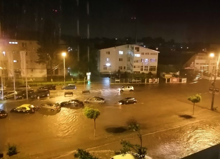 inundatii Calea Nationala din Botosani