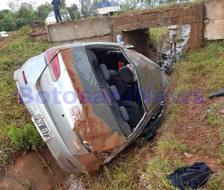 accident la Stefanesti- masina luata de furtuna- Botosani (2)