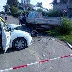 accident la Broscauti -Botosani- taxi si camioneta