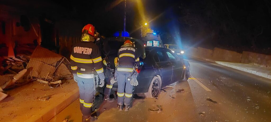 accident, botosani, masina intr-o casa, accident